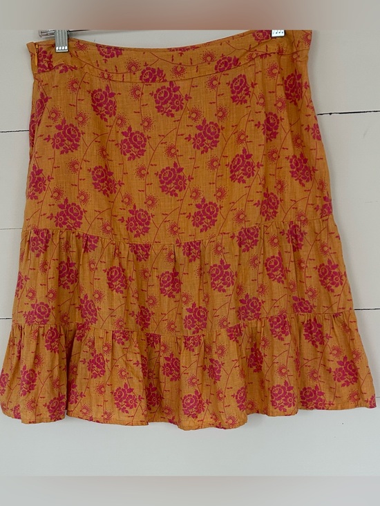GAP Dresses & Skirts - GAP Yellow Cotton Skirt with Pink Floral Print, size 4